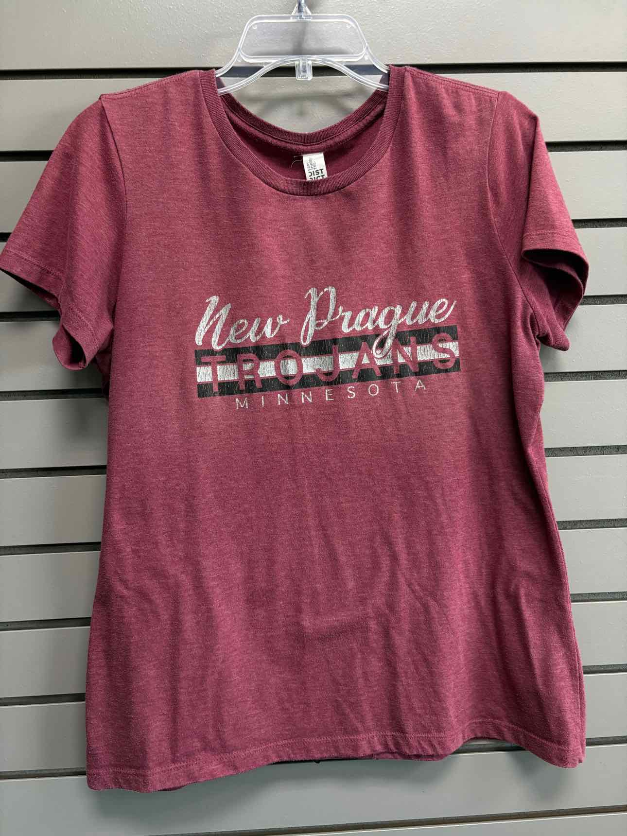 Women's Women Size L Burgundy District Short Sleeve Shirt