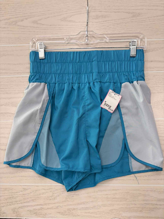 Women's Waist Size M New in Blue Short