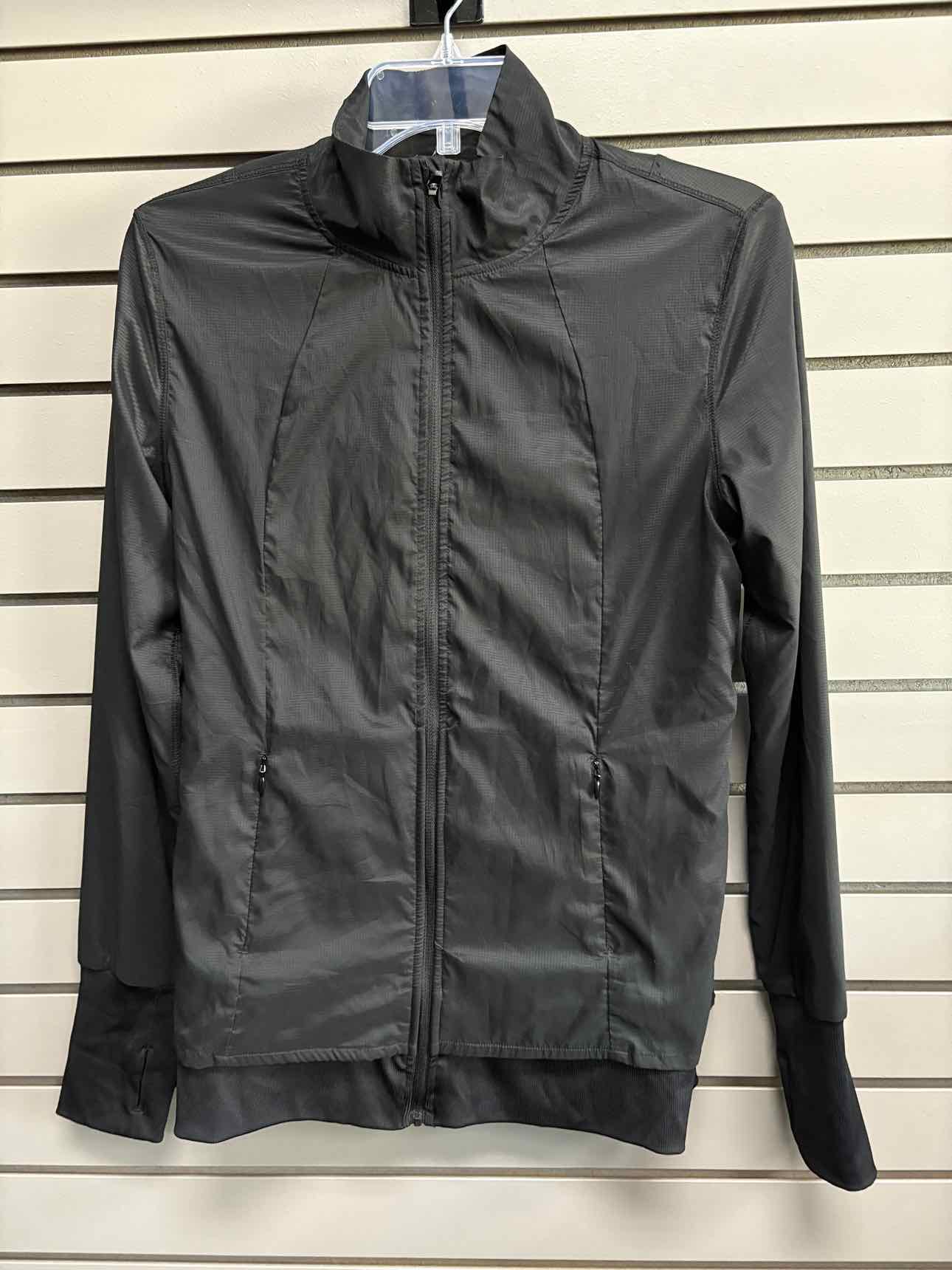 Women's Women Size S Zyia Black & Cream Long Sleeve Top