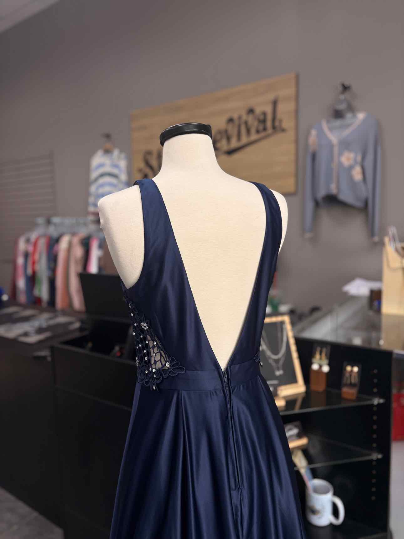 Women's Size 10 Navy City Studio Tank Maxi Dress