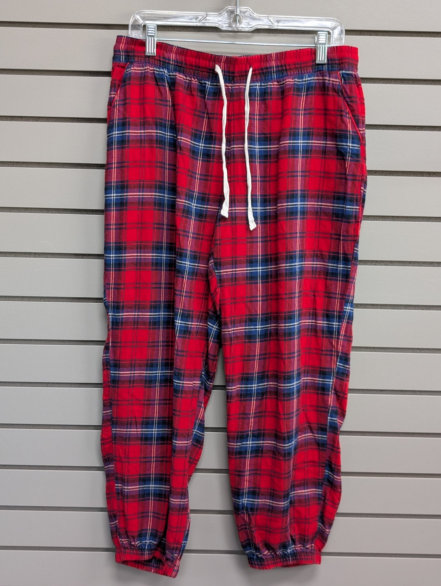 Women's Waist Size M GAP Red Plaid Pant