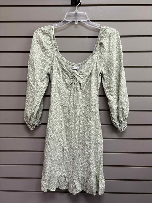 Women's Size Small Light Green hollister 3/4 Sleeve Floral Midi Dress