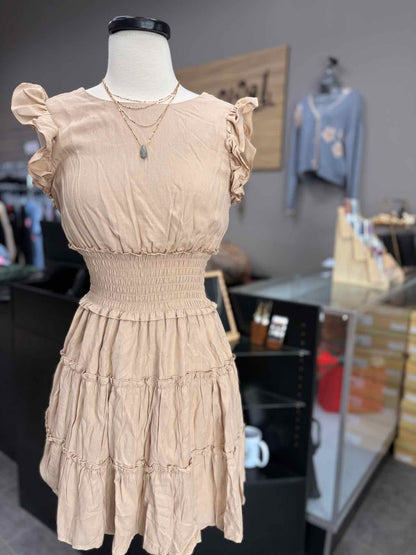 Women's Size Small Tan Trixxi Short Sleeve Above Knee Dress
