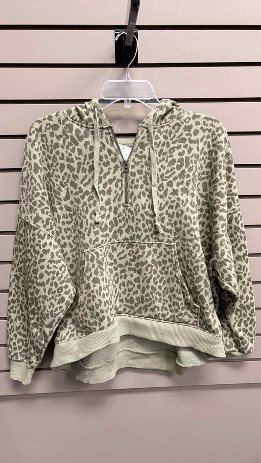 Women's Women Size M Green American Eagle Cheetah Hooded Long Sleeve Sweatshirt