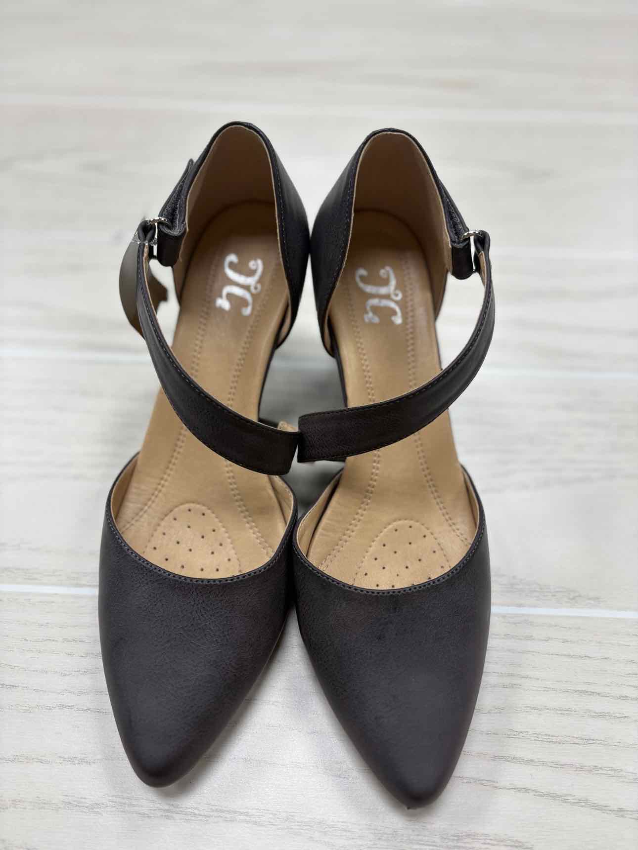 Size 8.5 Purple JC Heel