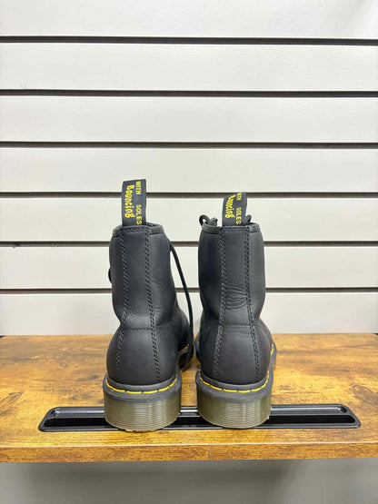 Women's W Shoe Size 7 Black Dr Martens Boot