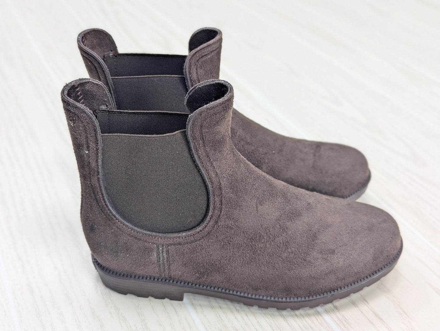 Size 9 Mocha Wet Knot Sloane Boot