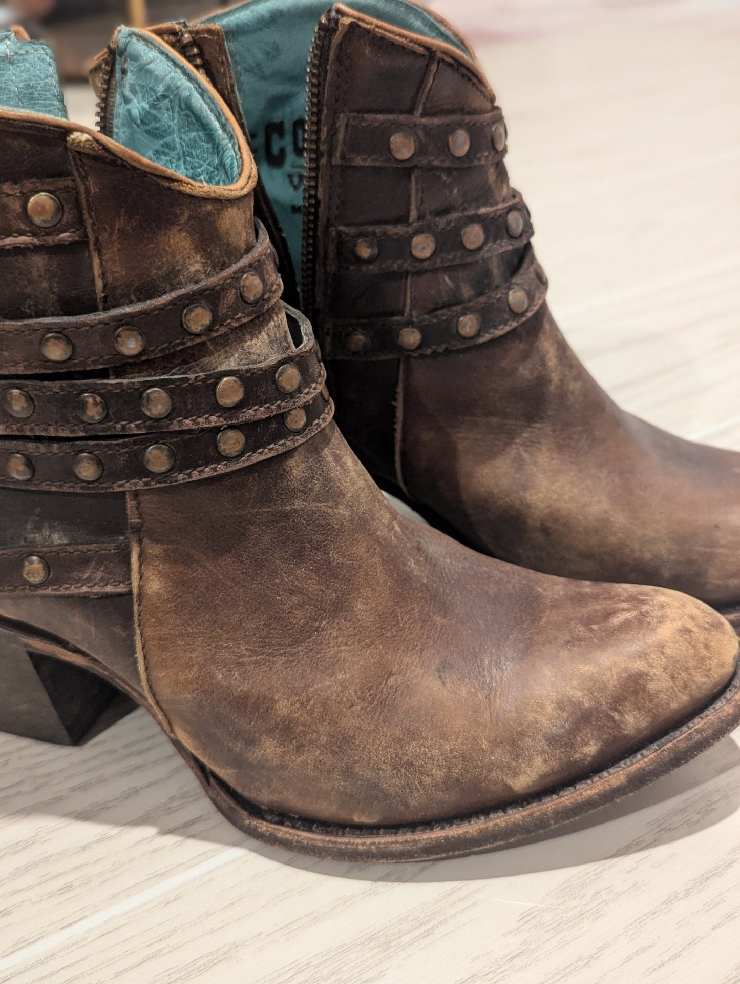 Women's Size 8.5 Brown Corral Boot