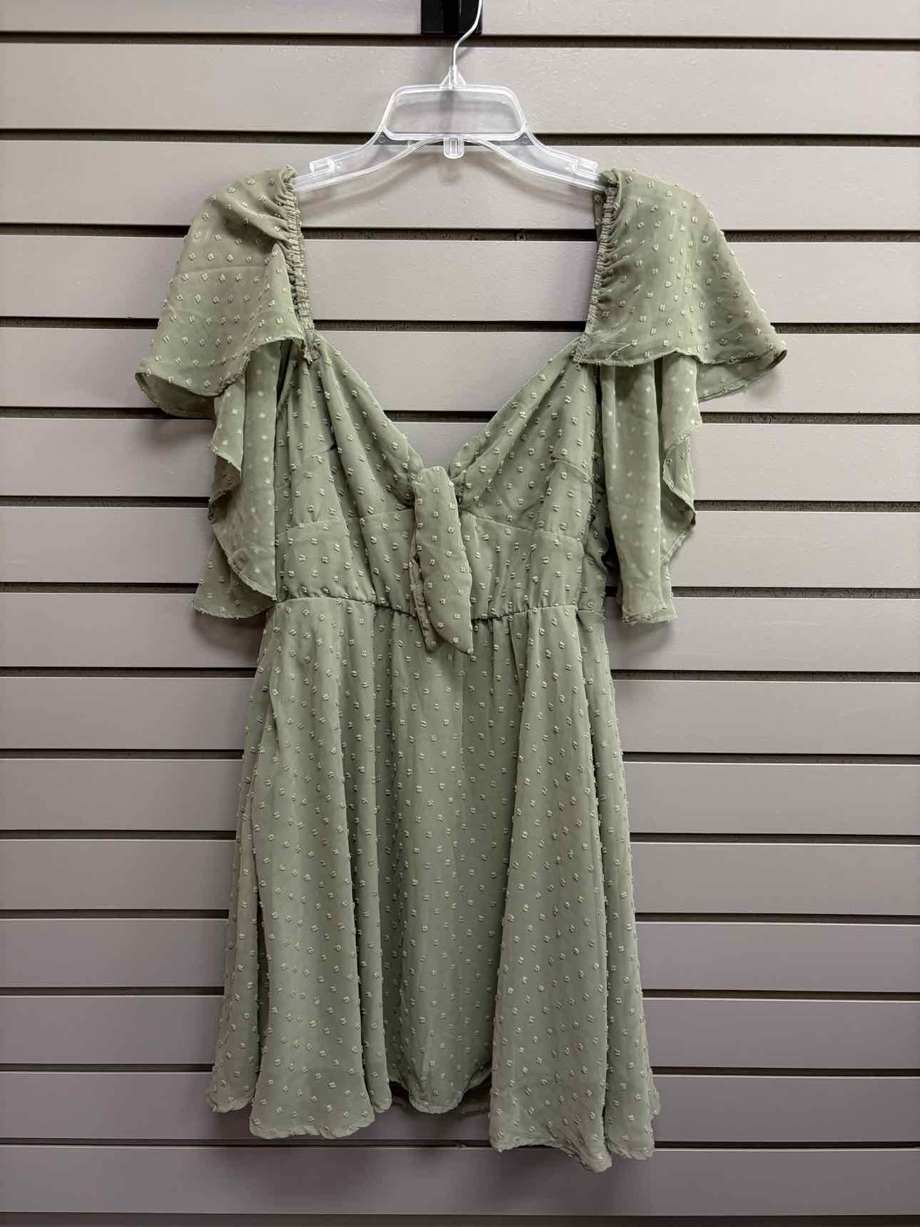 Wmn's Consignment - Dresses/Rompers