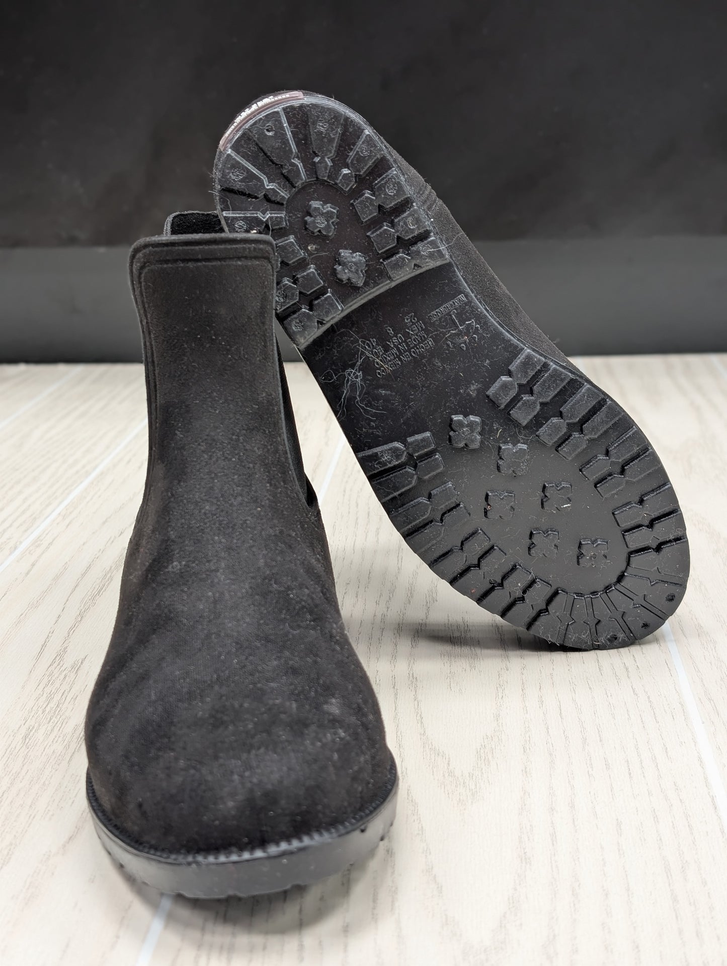 Size 8 Black Wet Knot Sloane Boot