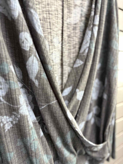 Women's Women Size XL Gray Maurices Floral Long Sleeve Shirt