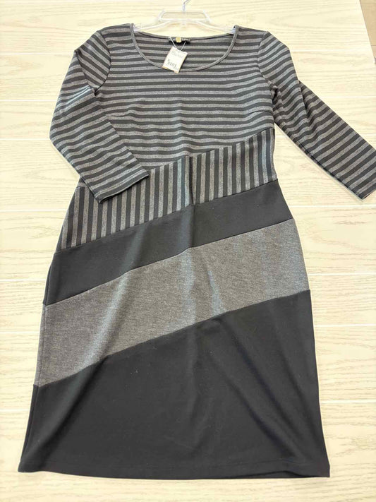 Women's Size M Charcoal Spense Long Sleeve Stripe Above Knee Dress