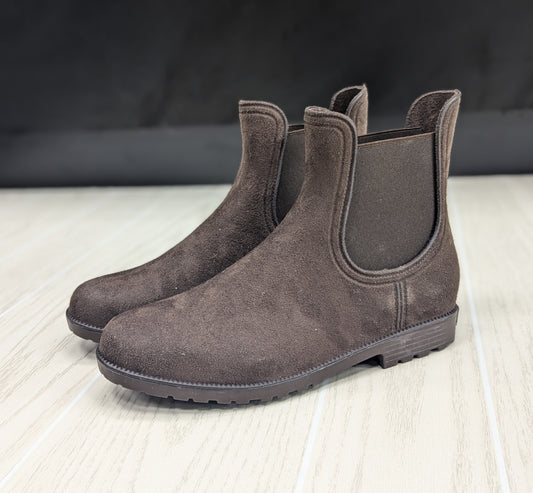 Size 9 Mocha Wet Knot Sloane Boot