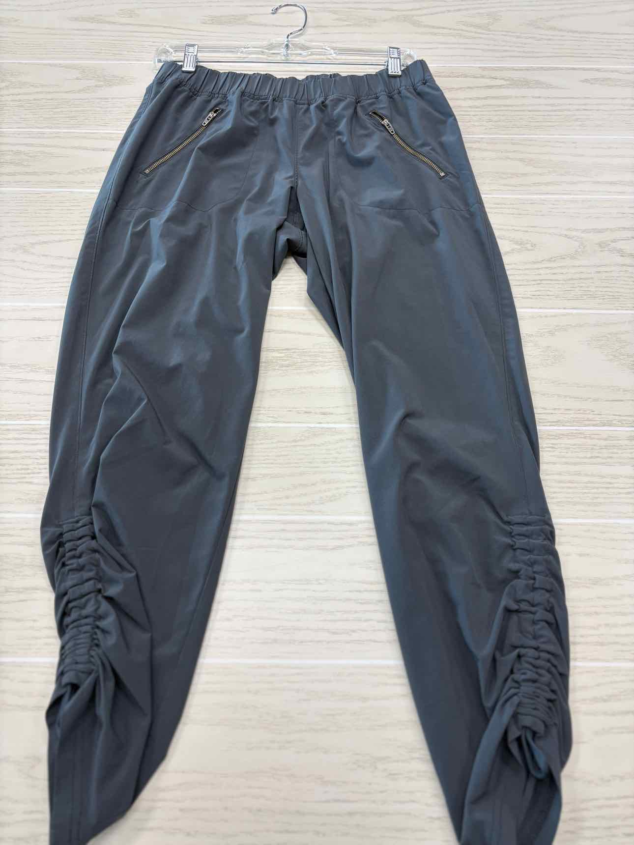 Wmn's Consignment - Pants