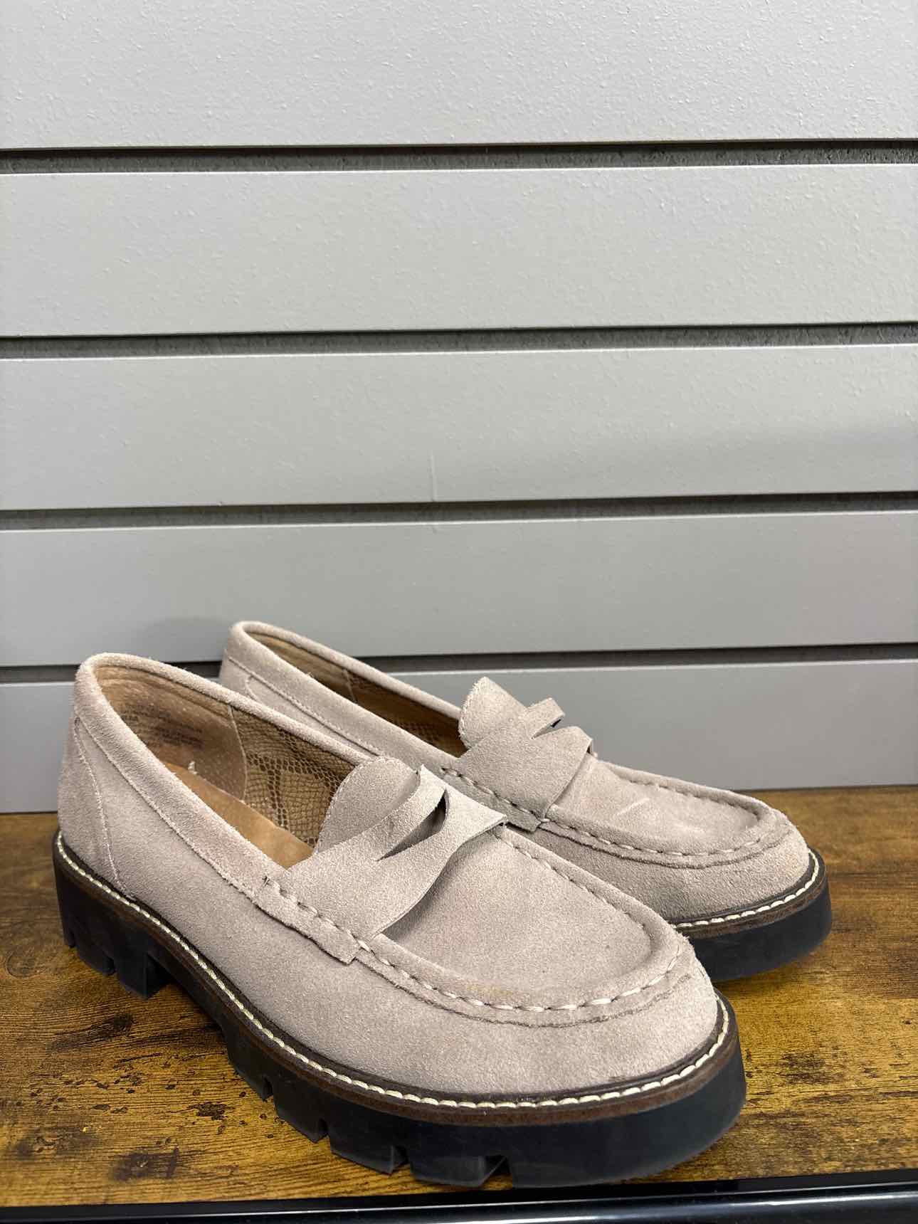 Women's W Shoe Size 8 Tan Houseof Harlow Loafer