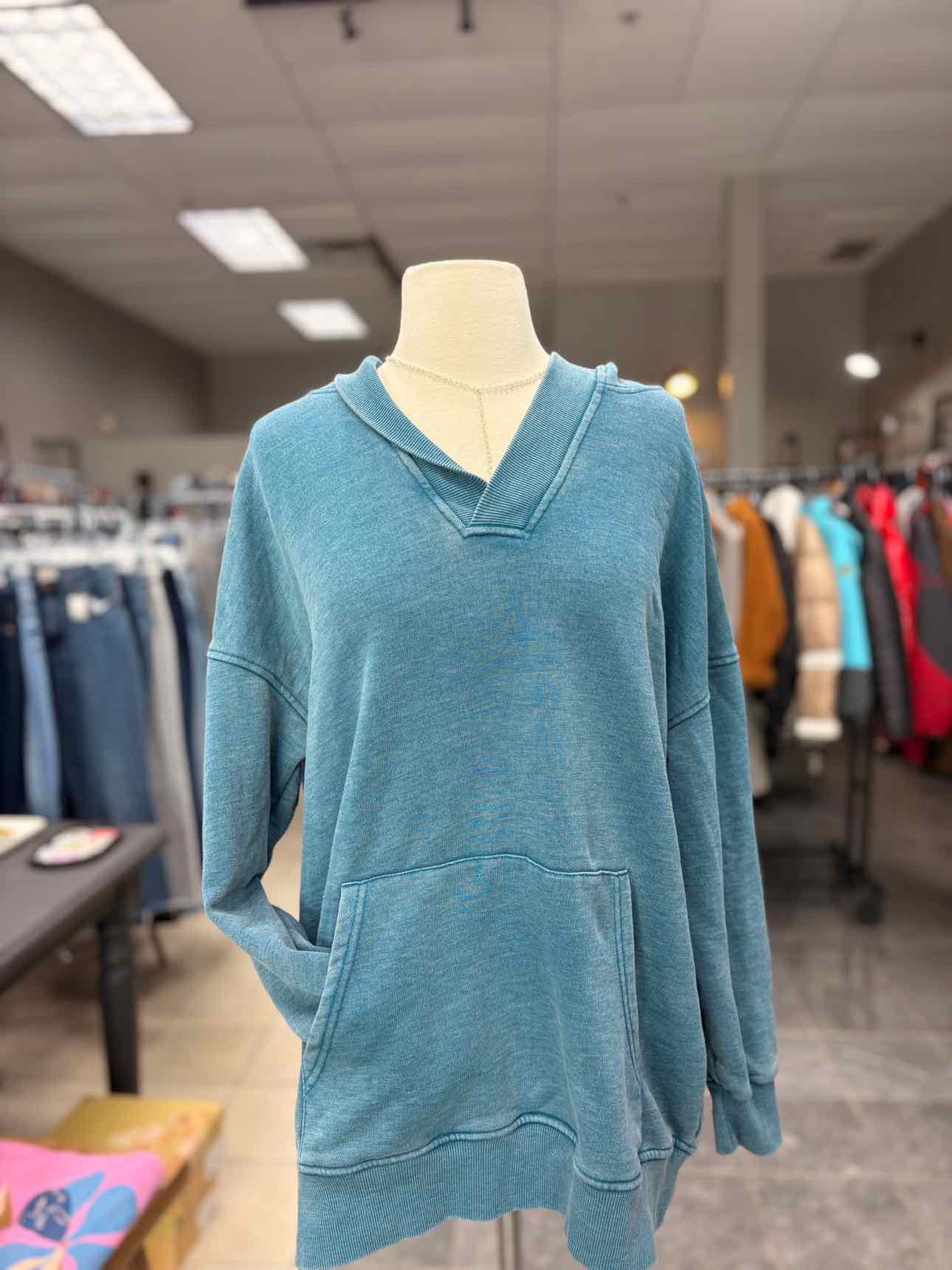 Women's Women Size M Teal Filly Flair Hooded Long Sleeve Sweatshirt