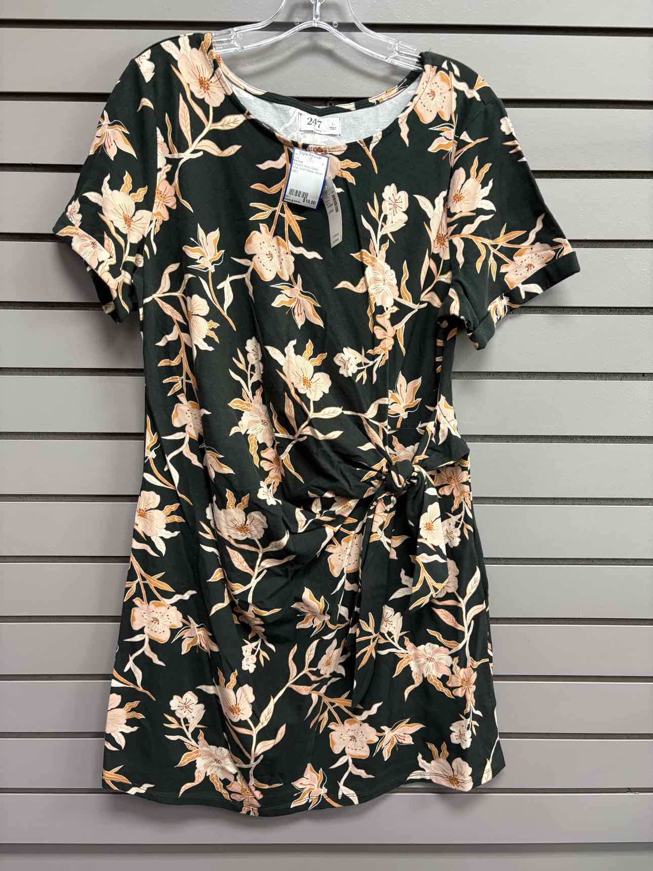 Women's Army Green Maurices Short Sleeve Floral Above Knee Dress