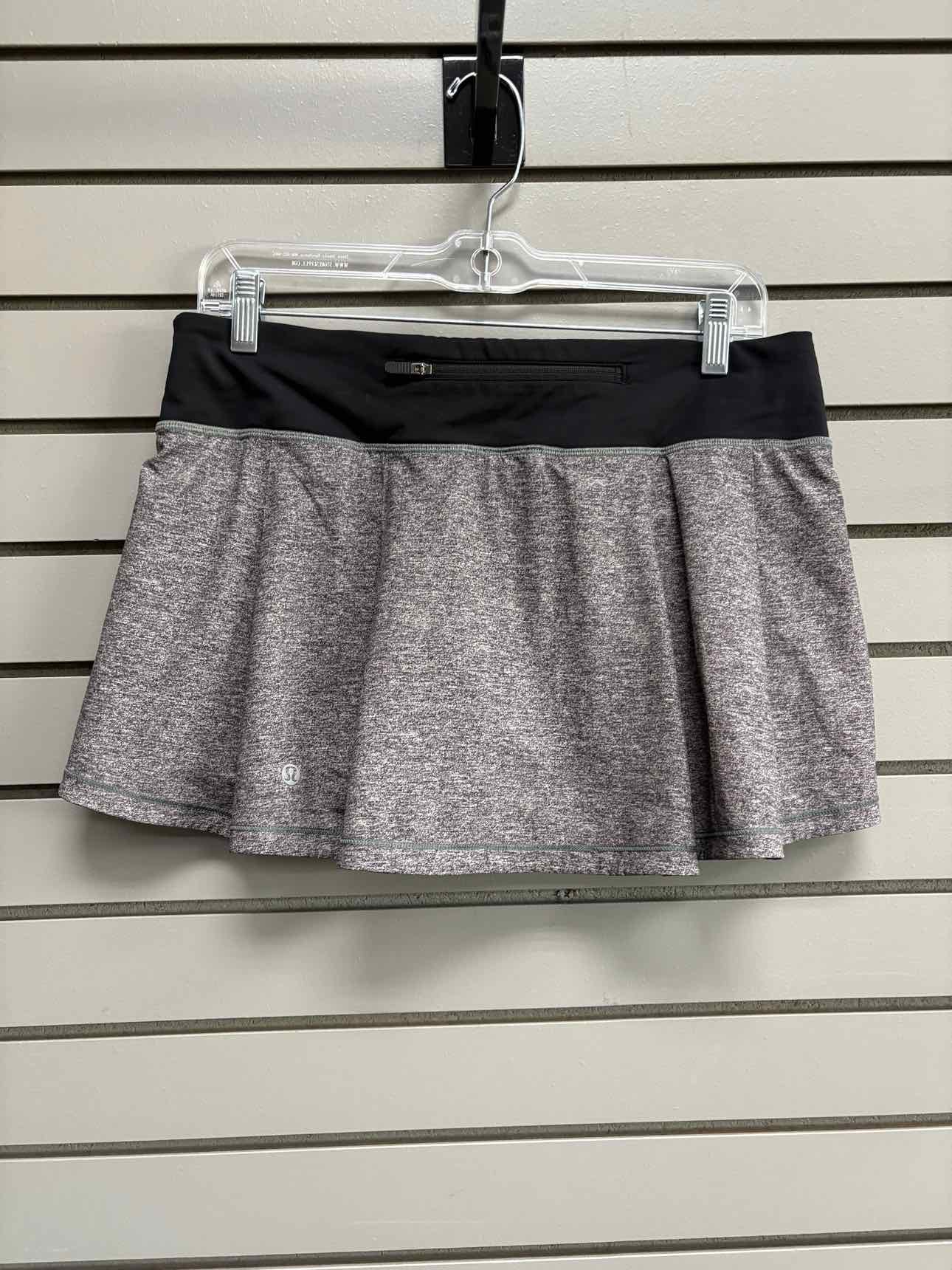Women's Women Size 8 Lululemon Charcoal Skort
