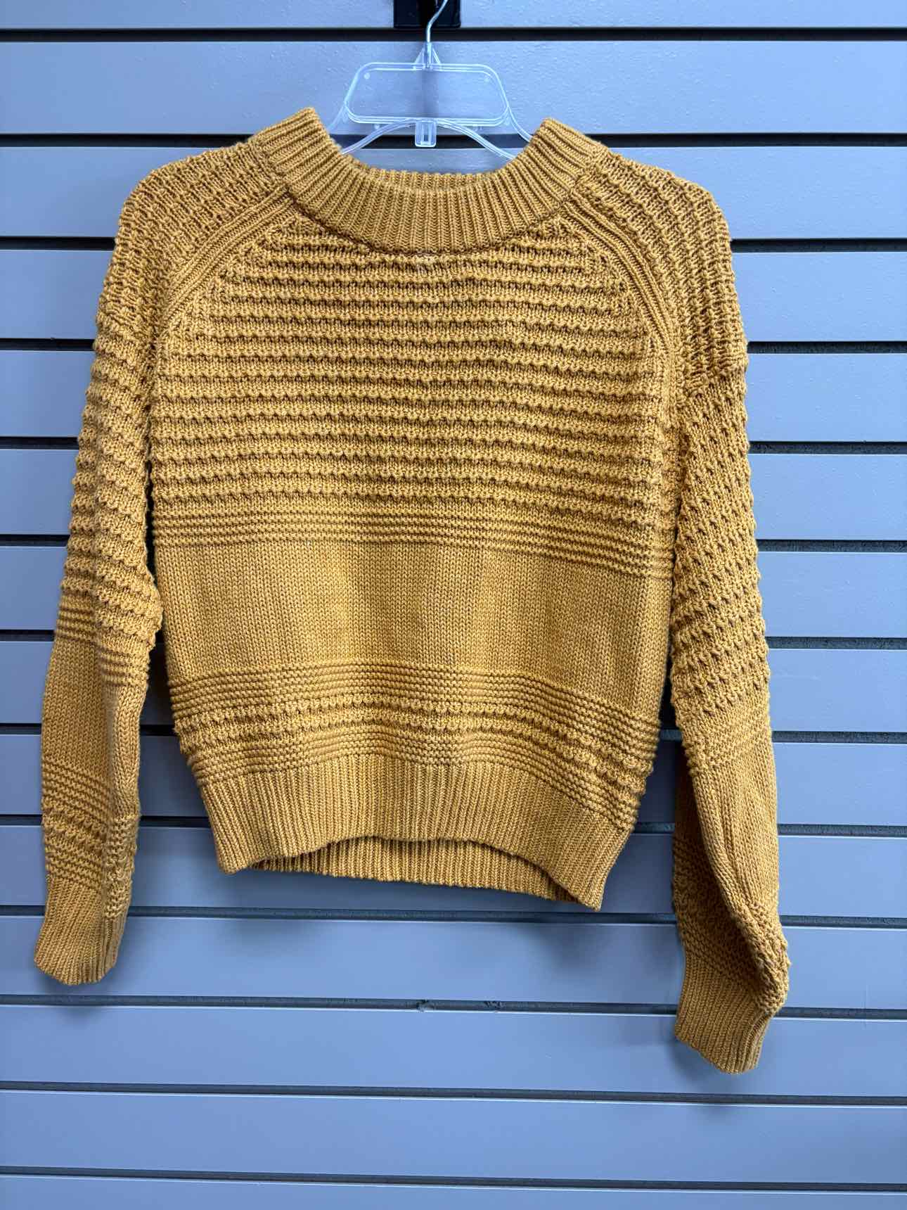 Wmn's Consignment - Tops