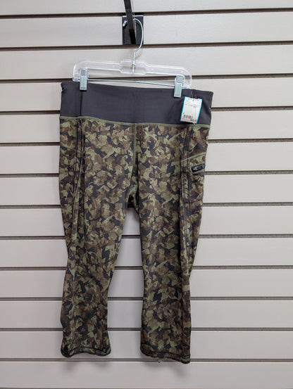 Women's Women Size 4 Lululemon Green Camoflage Capri Legging