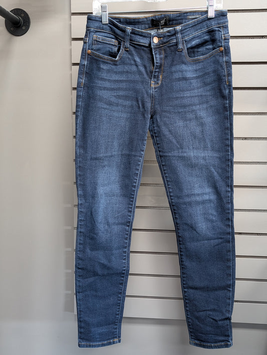 Women's Waist Size 11 Judy Blue Dark Blue Jean