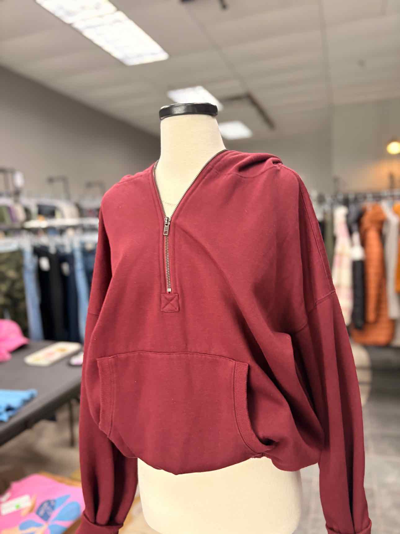 Women's Women Size M Burgundy BiBi Hooded Long Sleeve Sweatshirt