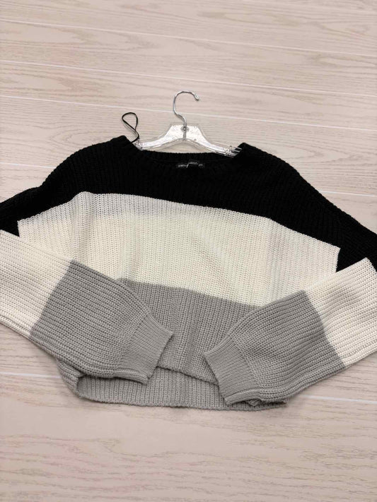 Women's Women Size M Multi-Color Street Wear Society Long Sleeve Shirt