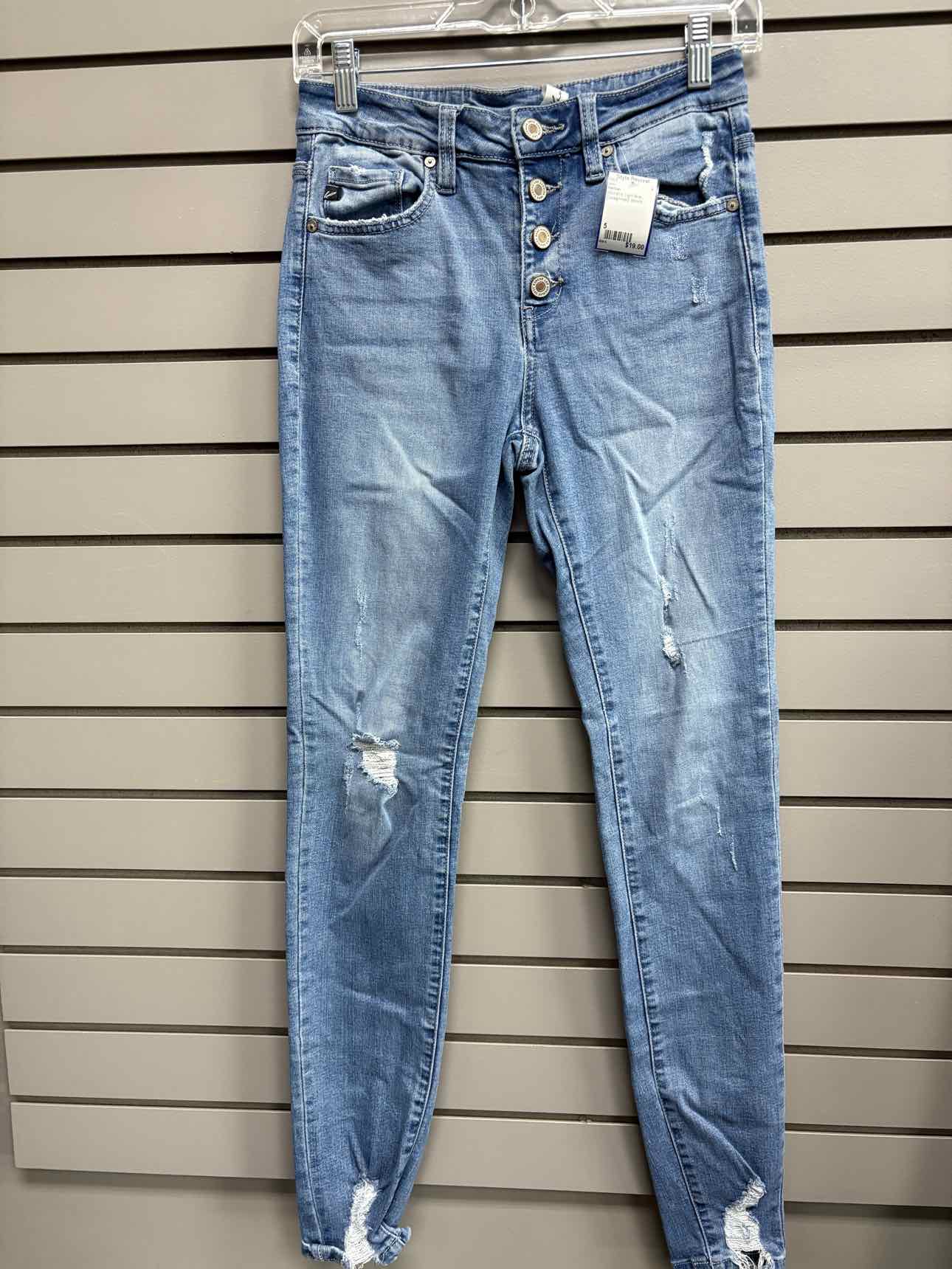 Women's Waist Size 5 KanCan Light Blue Jean
