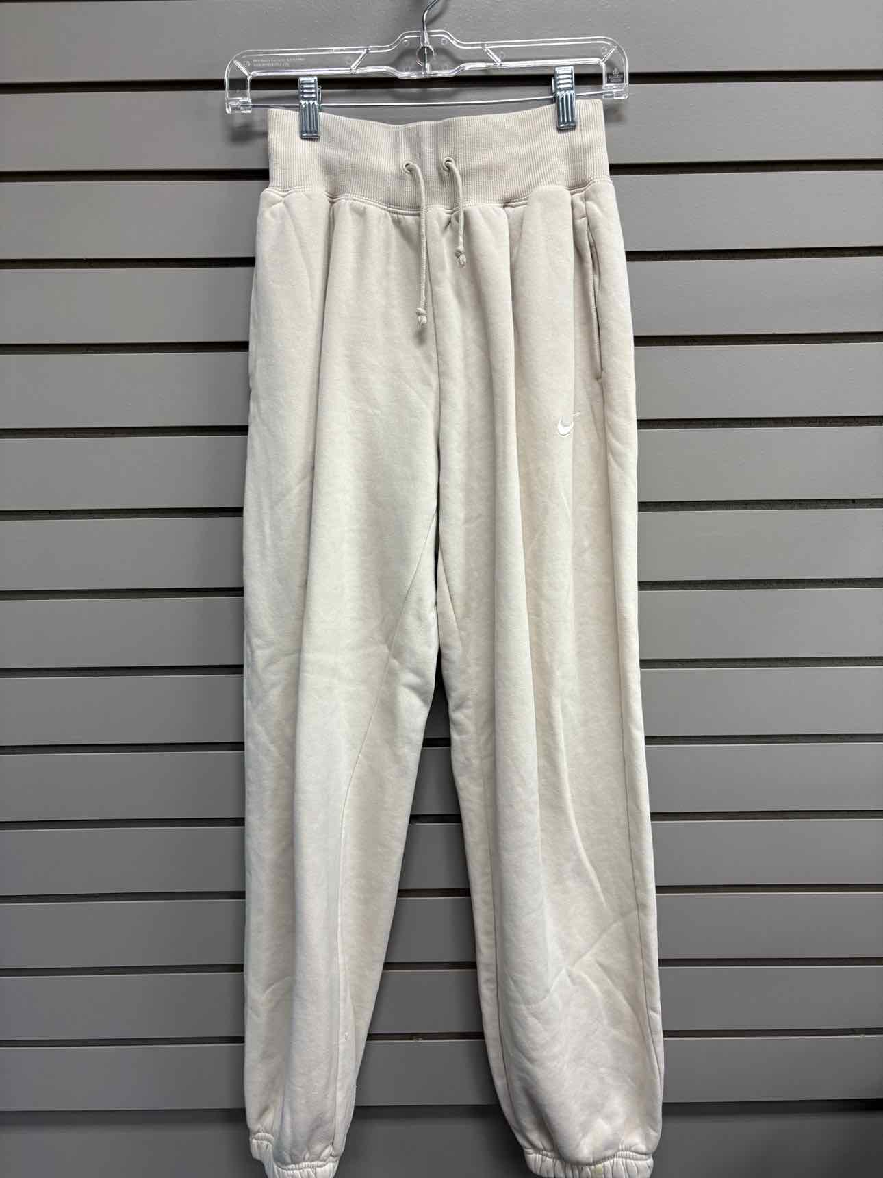 Women's Waist Size XS Nike Cream Jogger Pant