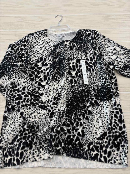 Women Size 1X Croft & Barrow Black & Cream Animal Print NWT Cardigan