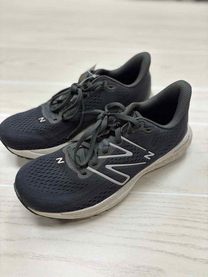 Size 7.5 Black New Balance Sneaker
