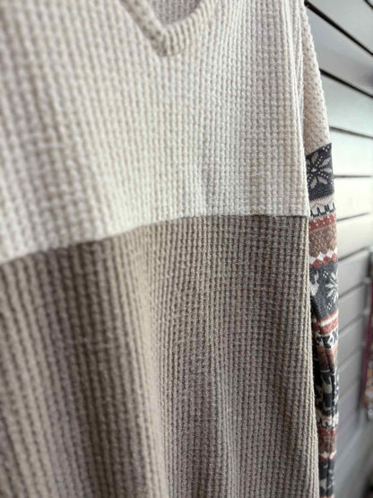 Women's Women Size 3X Multi-Color Hemish V-Neck Long Sleeve Shirt