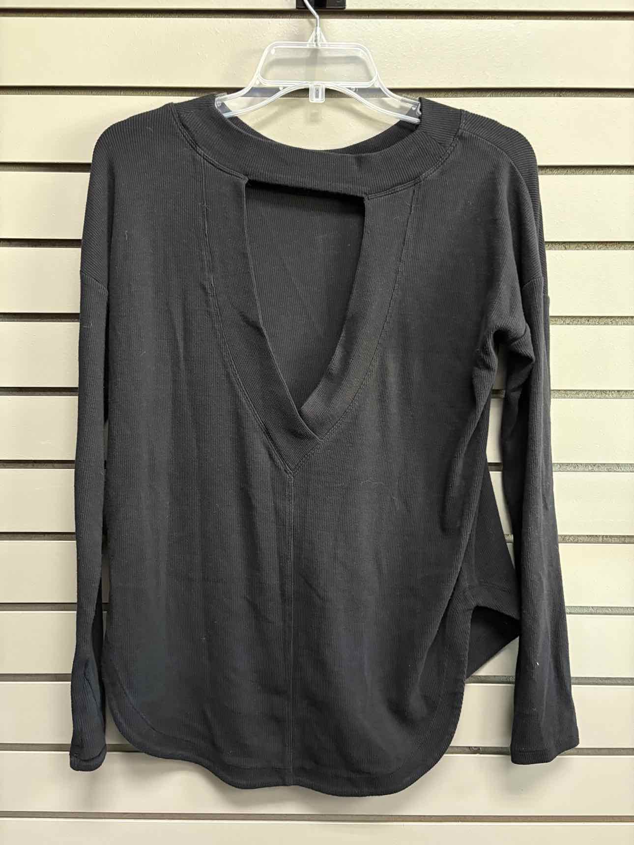 Women's Women Size XS Athleta Black Long Sleeve Top