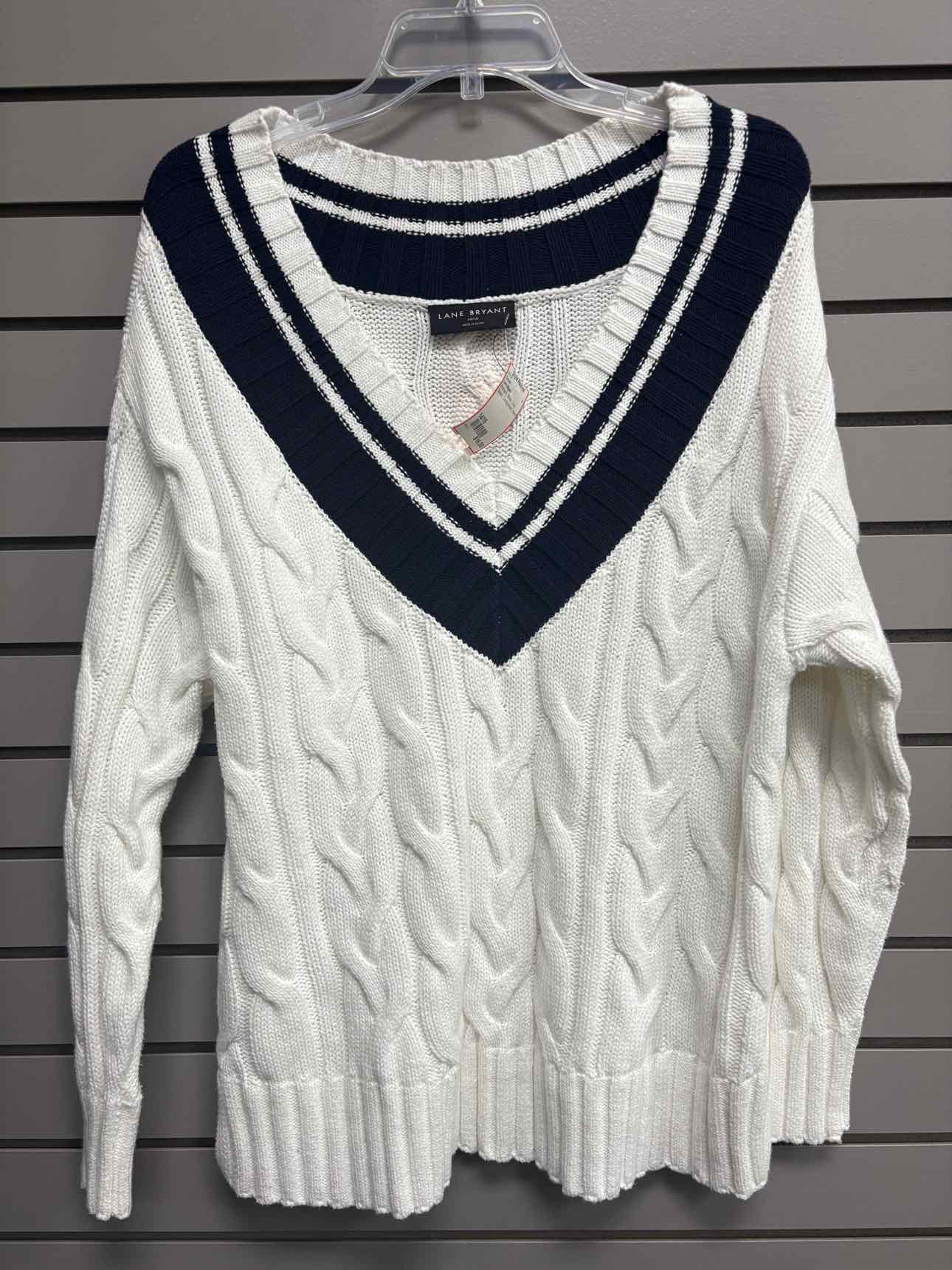 Women's Women Size 14/16 White Lane Bryant Long Sleeve Sweater