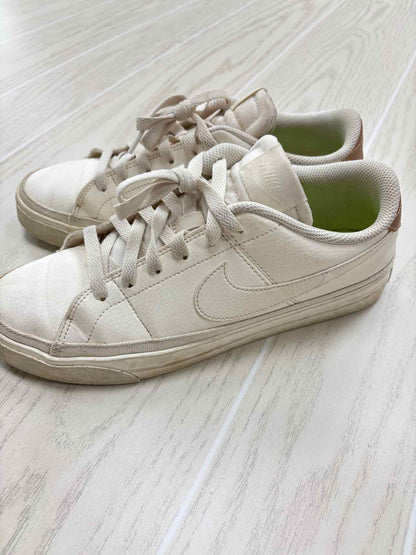 Women's W Shoe Size 9 Off White Nike Sneaker