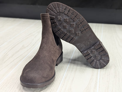 Size 9 Mocha Wet Knot Sloane Boot