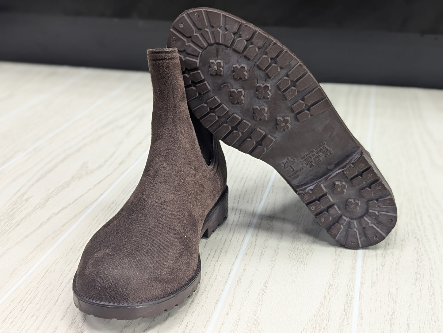 Size 10 Mocha Wet Knot Sloane Boot