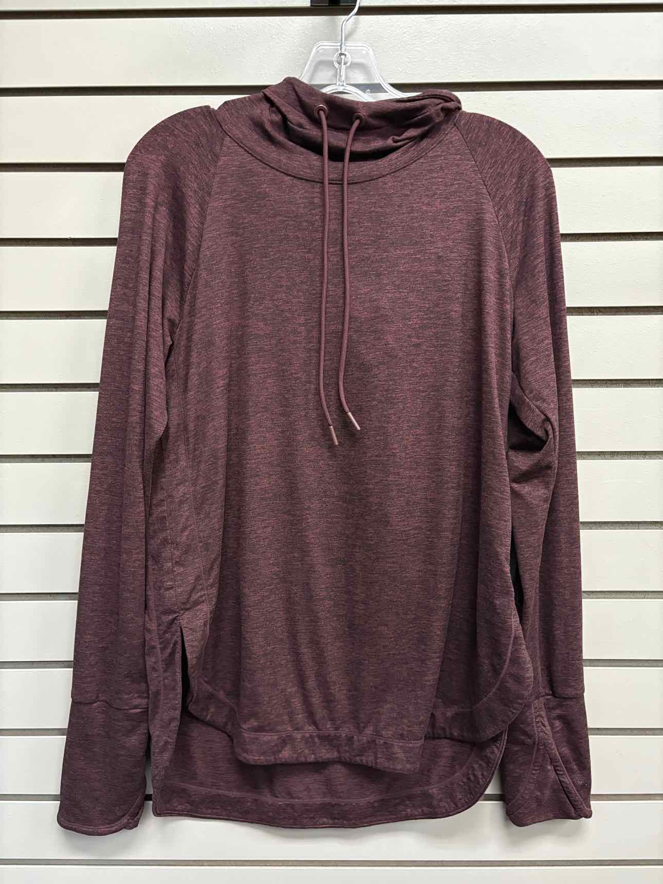 Women's Women Size M Burgundy Athleta Long Sleeve Shirt