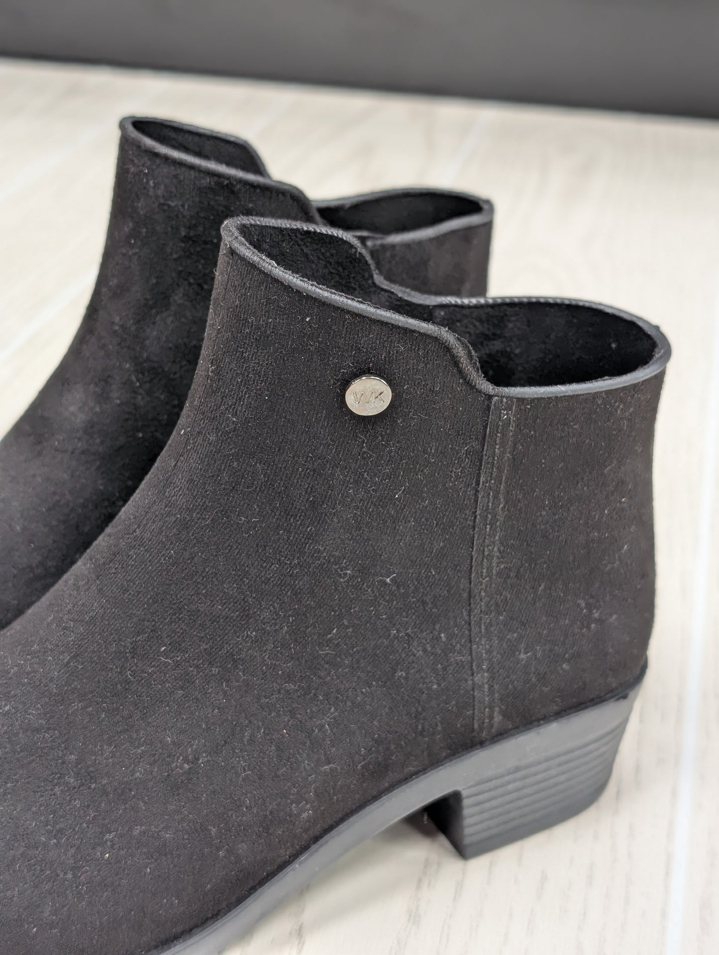 Size 7  Black Wet Knot Mayfair Boot