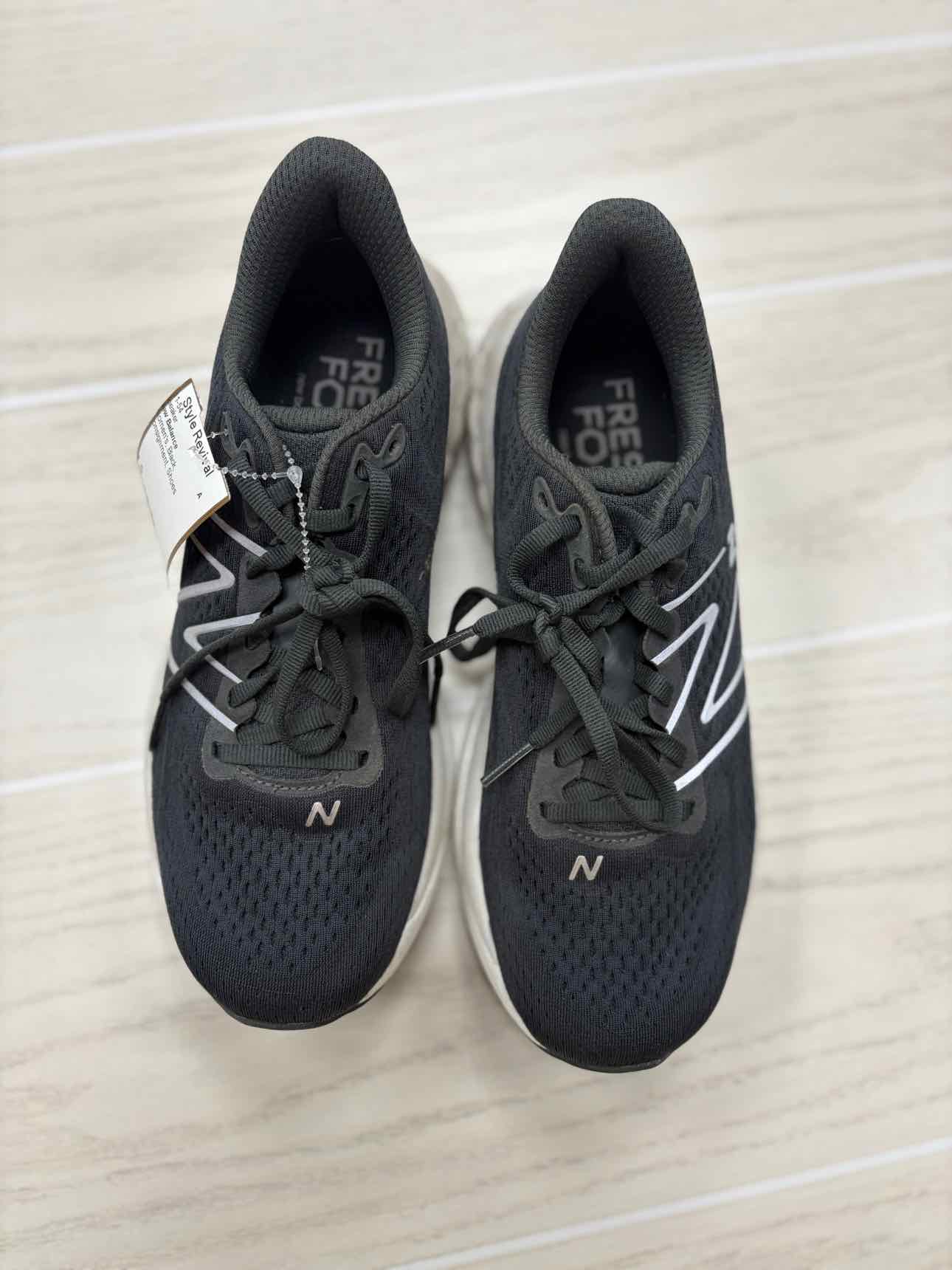 Size 7.5 Black New Balance Sneaker
