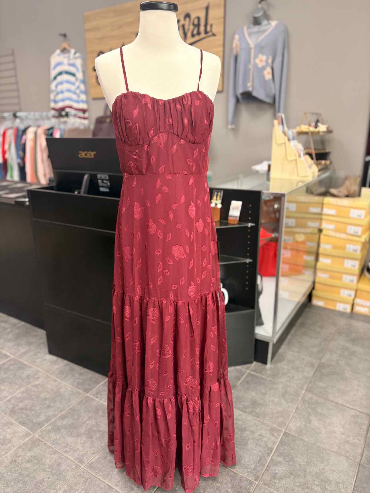 Women's Size M Burgundy Lulus Tank Floral Maxi Dress