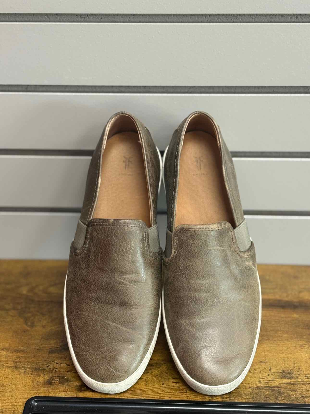 Women's W Shoe Size 10 Brown Thr Fyre Company Slip On