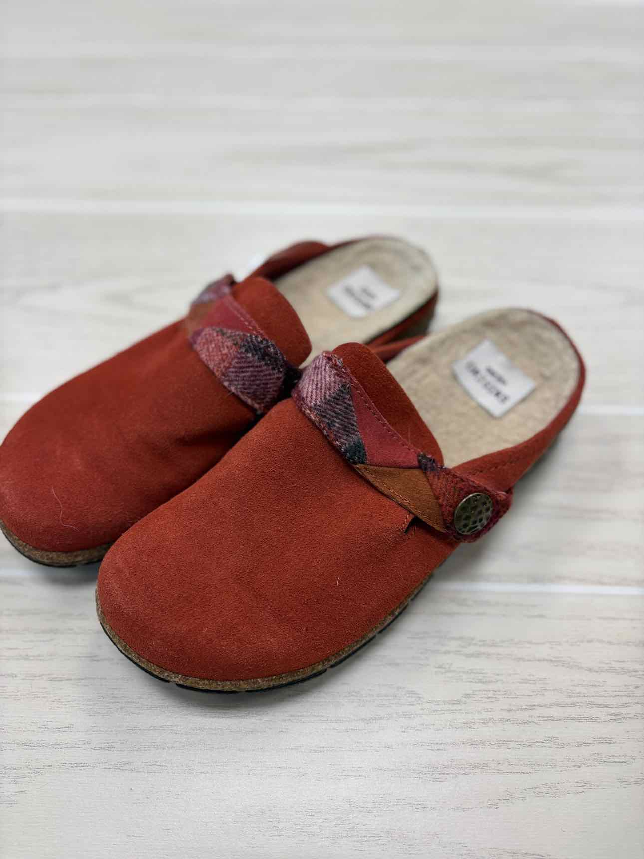 W Shoe Size 7.5 Red Earth Origins Louise Slip On