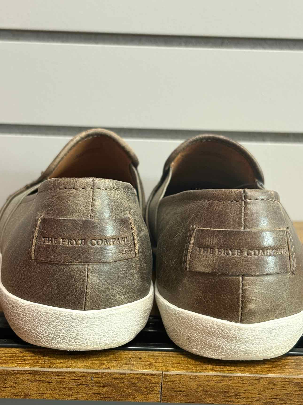 Women's W Shoe Size 10 Brown Thr Fyre Company Slip On