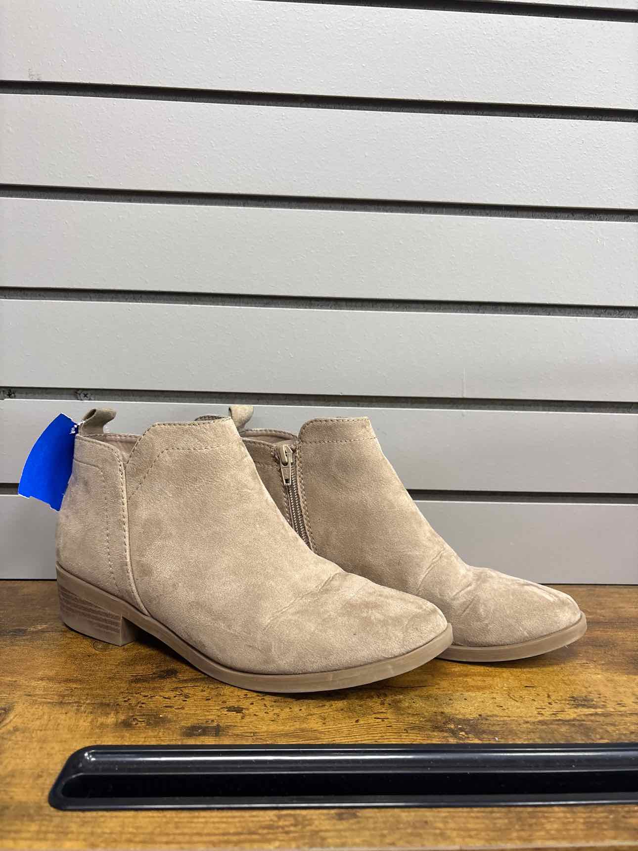 Women's W Shoe Size 9 Tan time tru Boot