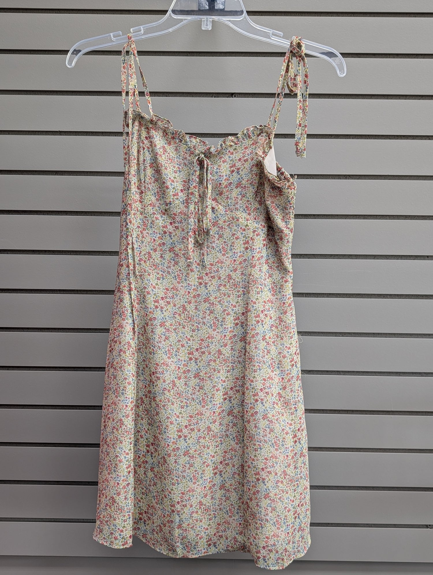 Wmn's Consignment - Dresses/Rompers