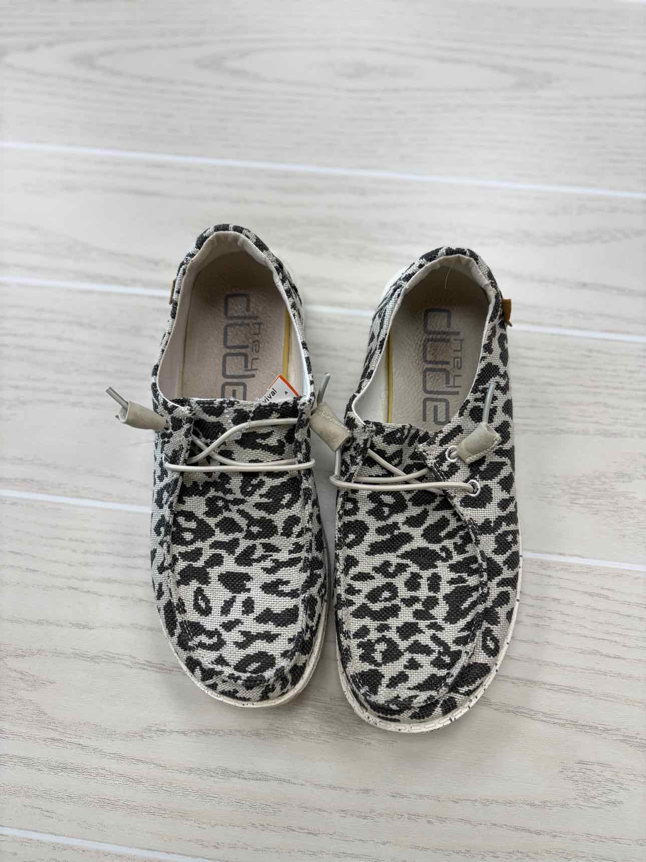 Women's W Shoe Size 7 Black & White Hey Dude Slip On