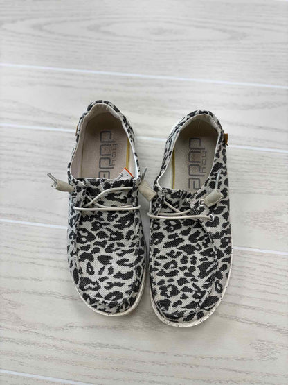 Women's W Shoe Size 7 Black & White Hey Dude Slip On