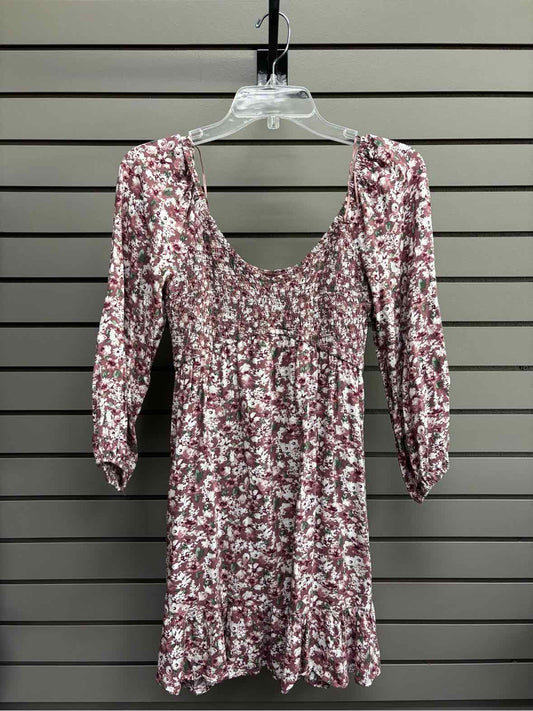 Women's Size XS Purple hollister Long Sleeve Floral Above Knee Dress