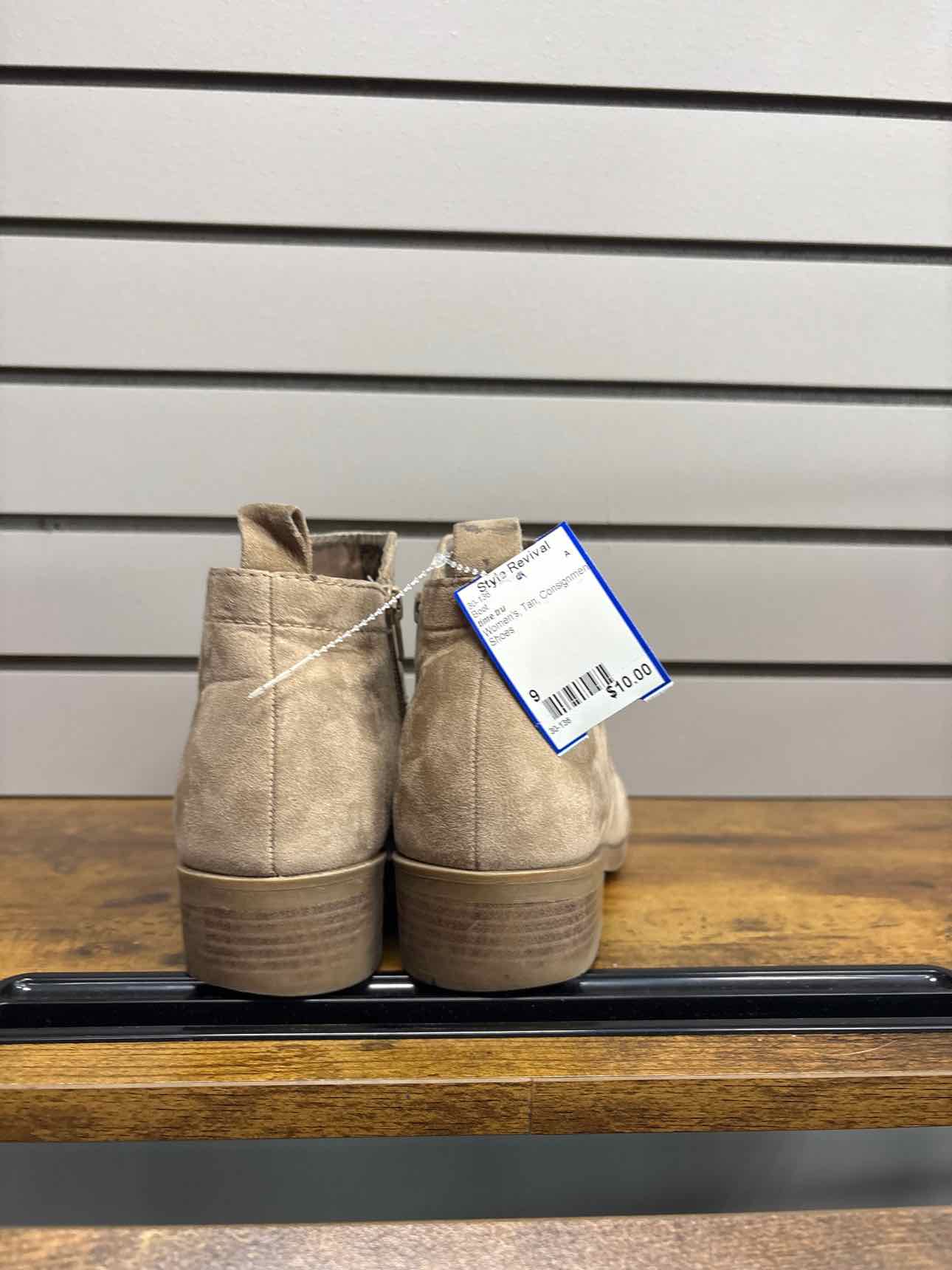 Women's W Shoe Size 9 Tan time tru Boot